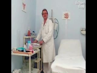 Helga ginekomastii chuf wziernik scrutiny na fotel ginekologiczny w kuszące klinika